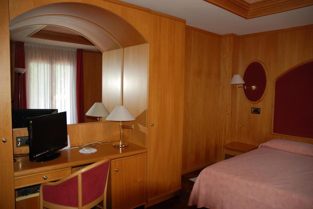 Al Giardino Hotell Fanna Rum bild